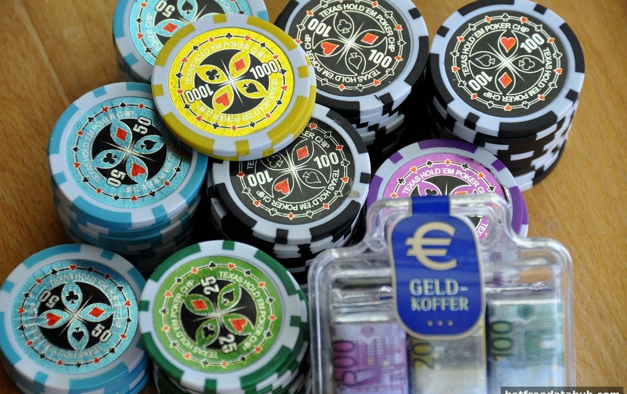 新手必看！让球盘、百家乐与老虎机玩法全解析——博彩平台新人免费奖金助你起步